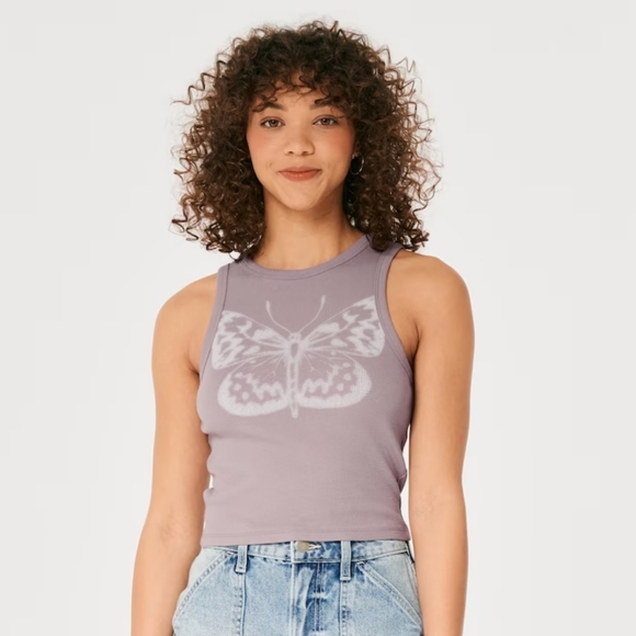 NWT Hollister Women’s High-Neck Ribbed Butterfly Graphic Tank Top size Medium - Picture 1 of 8